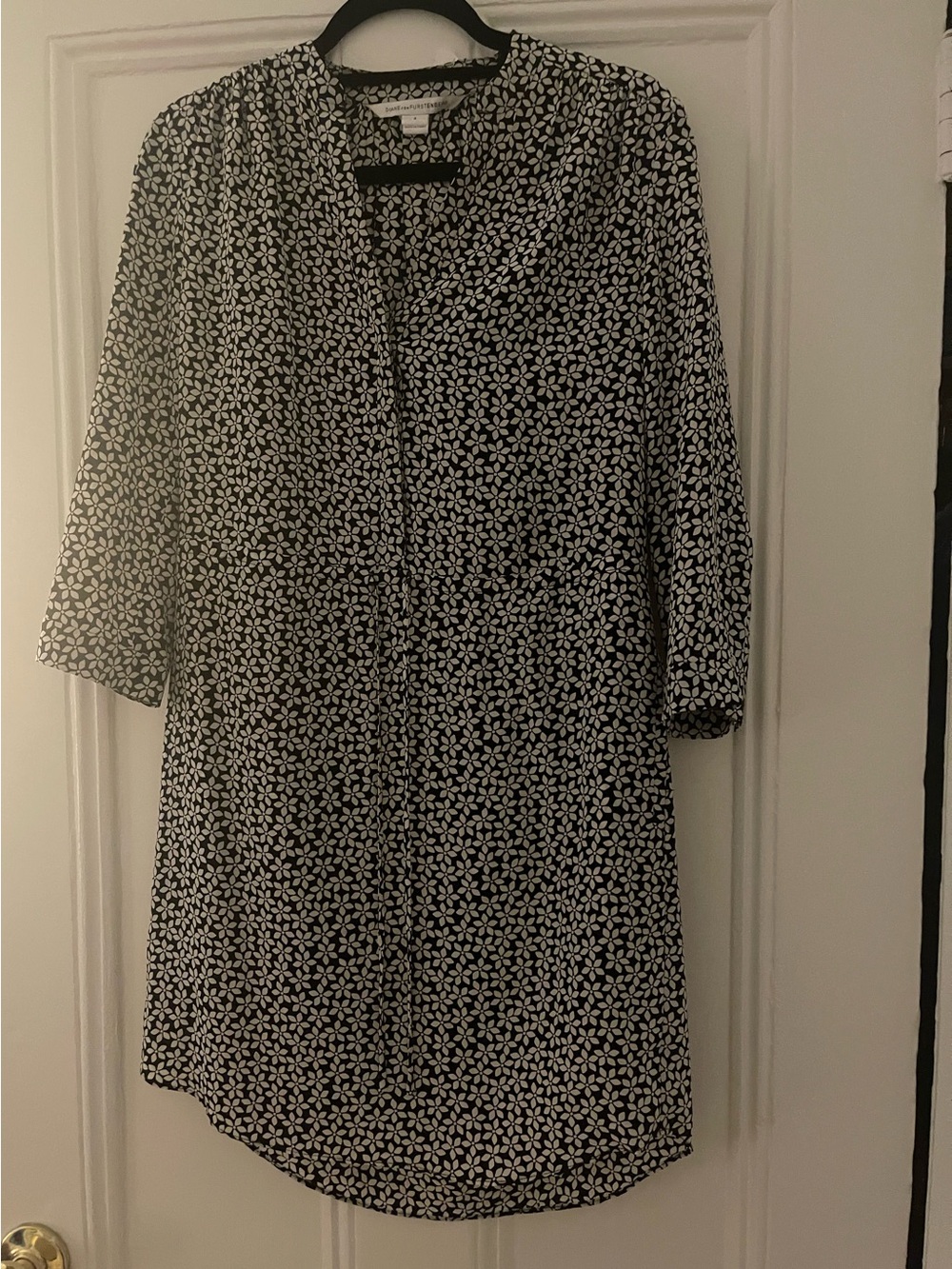 DIANE VON FURSTENBERG Freya Silk Floral Print Dress Size 4
